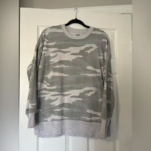 S, american eagle, camo sweatshirt